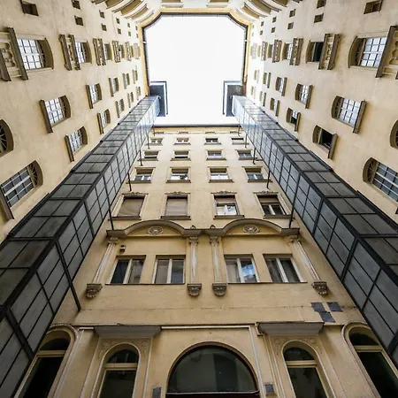 Da Vinci Art Apartman *